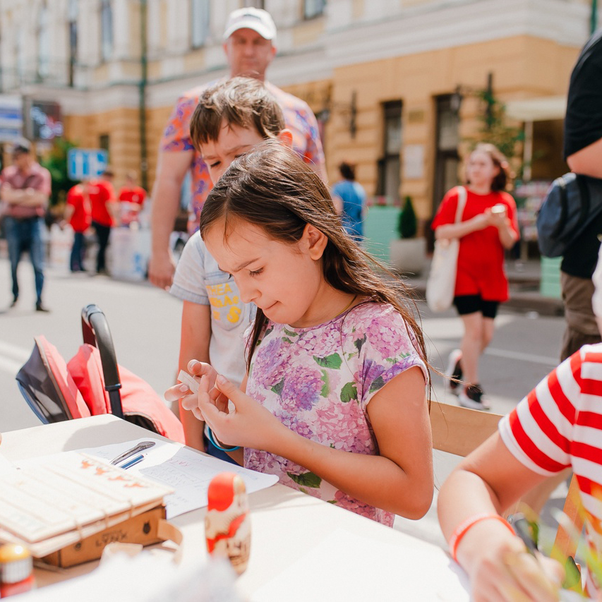 Игры с детьми в кинотеатре «Мечта»